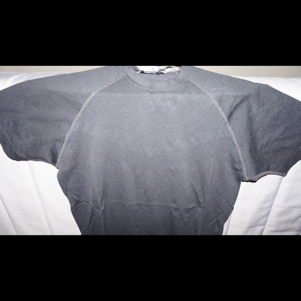 Alphalete men’s Evo top.